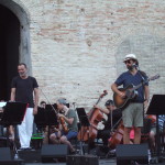 DSCF0016 - con Neri Marcorè - Sferisterio di Macerata. agosto 2019