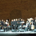 DSCF0034 - con Neri Marcorè - Sferisterio di Macerata. agosto 2019